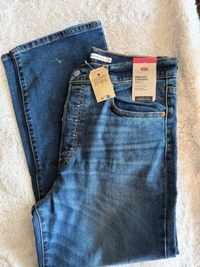 Levi's Ribcage Straight Ankle Jeans NWT Size 31 waist, 27 inseam